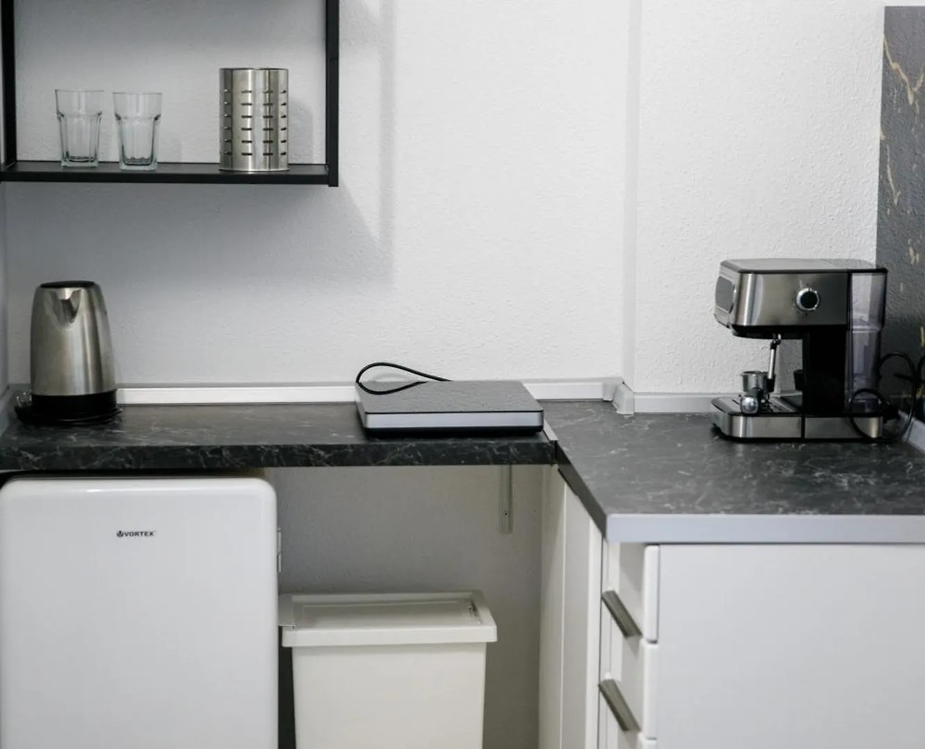 Color Apartments Corneliu Coposu No3 Bucarest 0*,