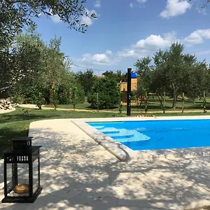 https://appartment-hacienda-monica.in-istria.net