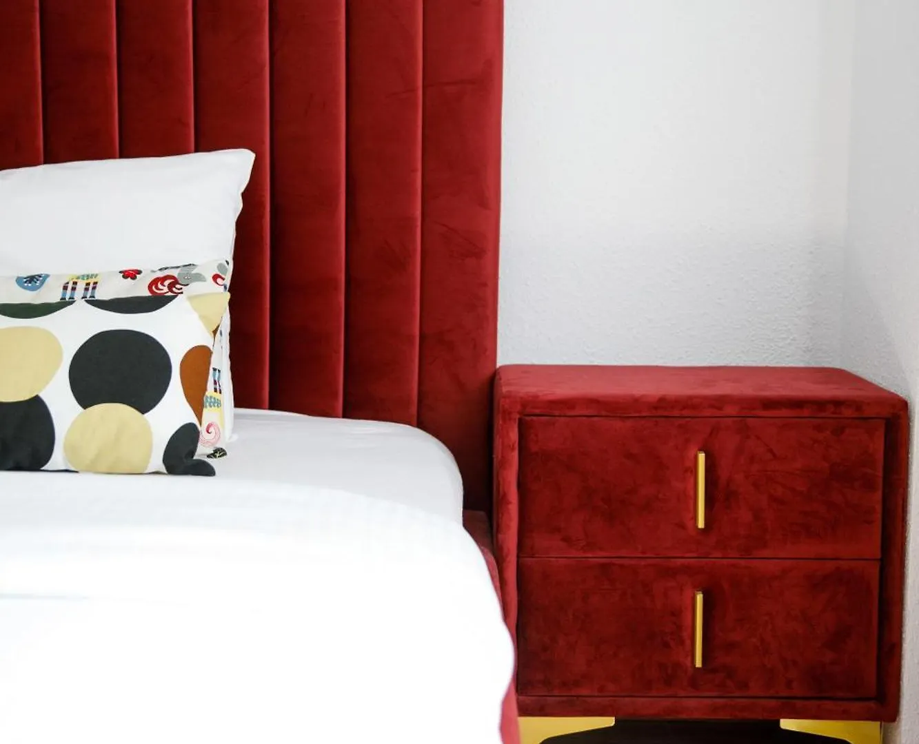 Color Apartments Corneliu Coposu No3 Bucharest