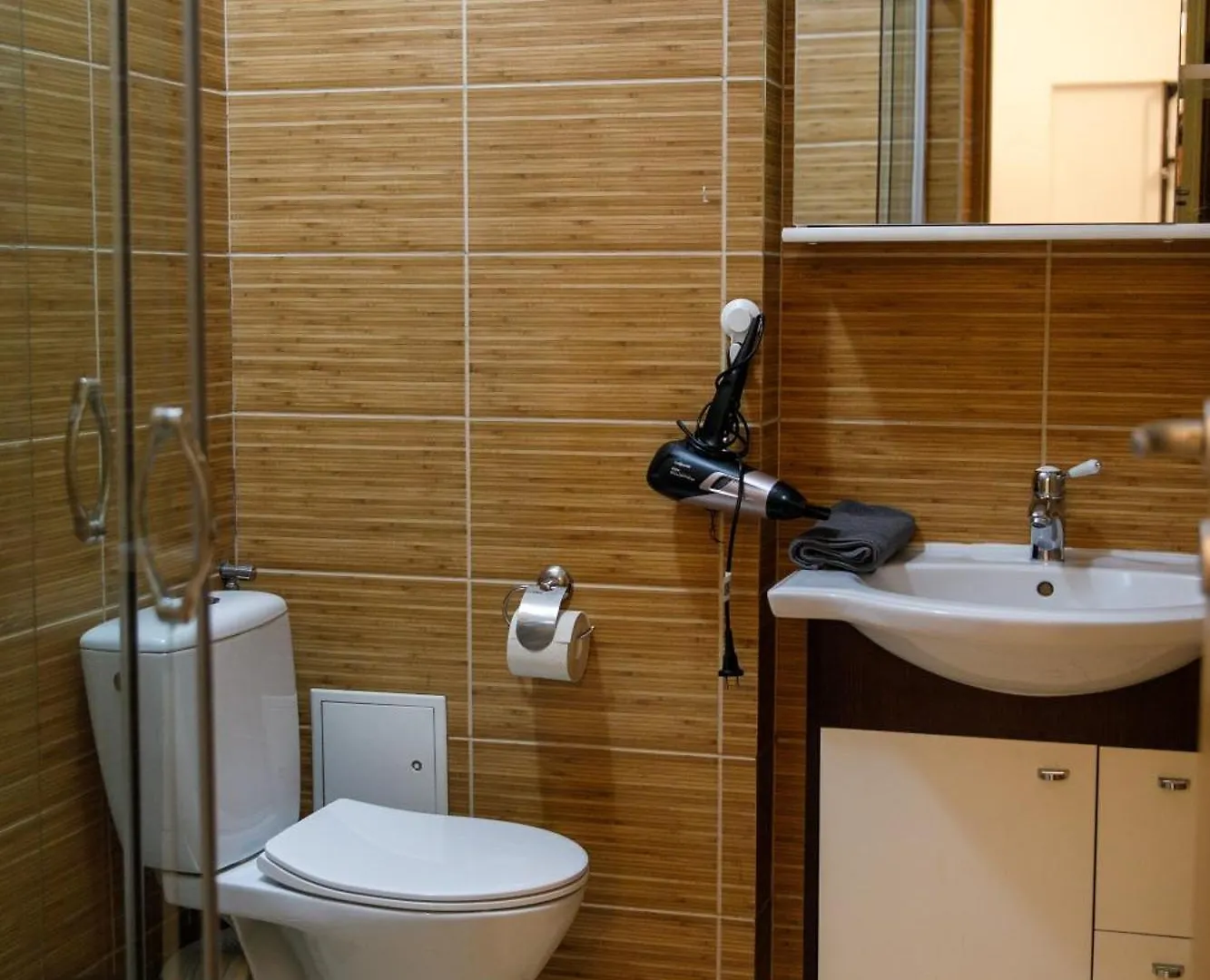 Color Apartments Corneliu Coposu No3 Bucharest 0*,