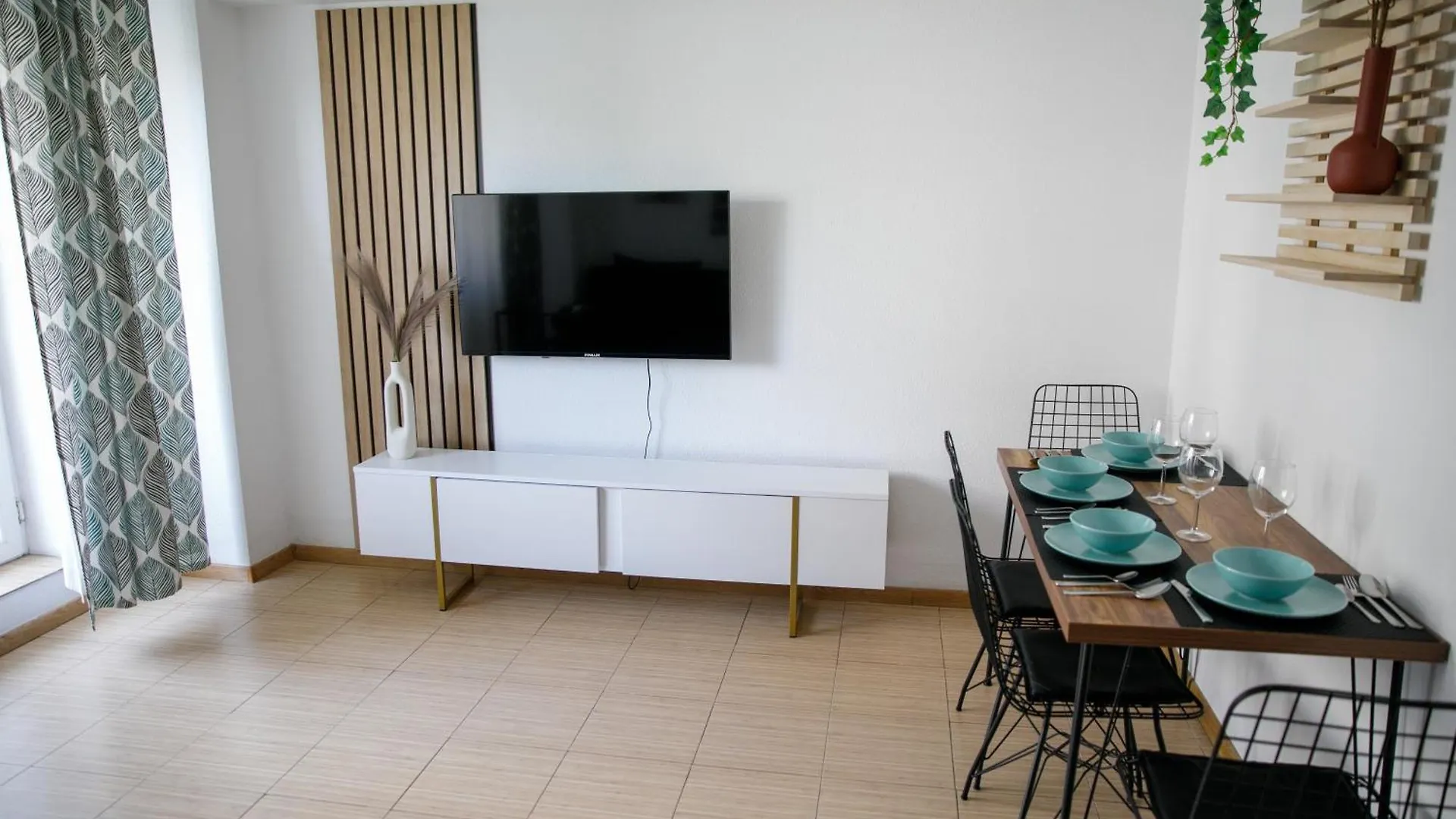 Color Apartments Corneliu Coposu No3 Bucharest Romania