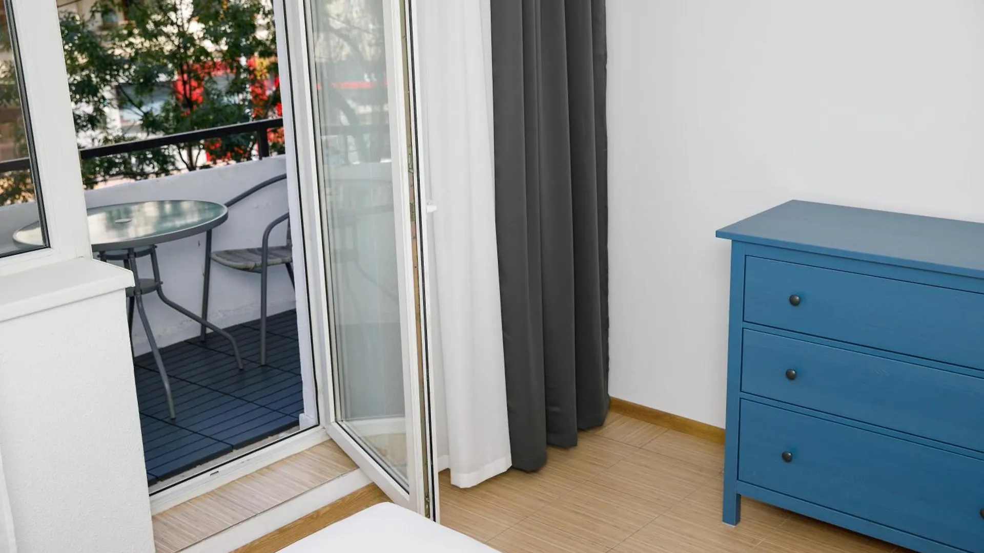 Color Apartments Corneliu Coposu No3 Bucharest